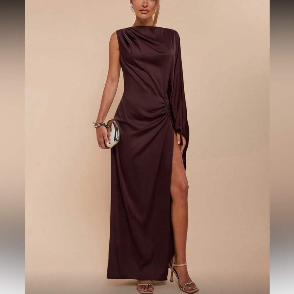 Elegant Brown One Shoulder Slit Thigh  Evening Gown - Picture 4 of 7